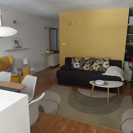 Issa -1min From The Beach,free Parking *