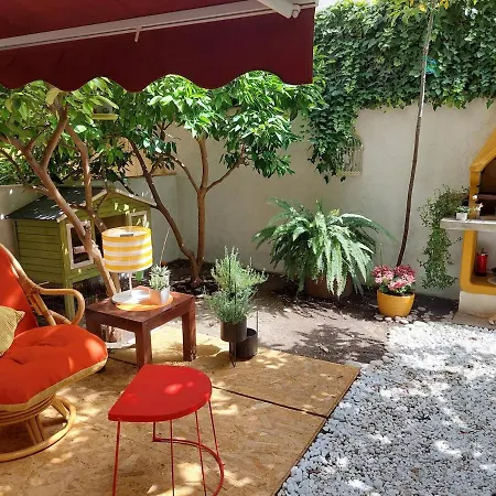 Issa -1min From The Beach,free Parking Apartman *
